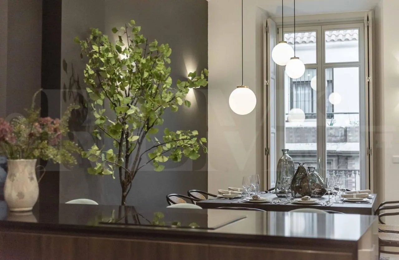 Superior Apartment In The Historic City Center By Rems Malaga