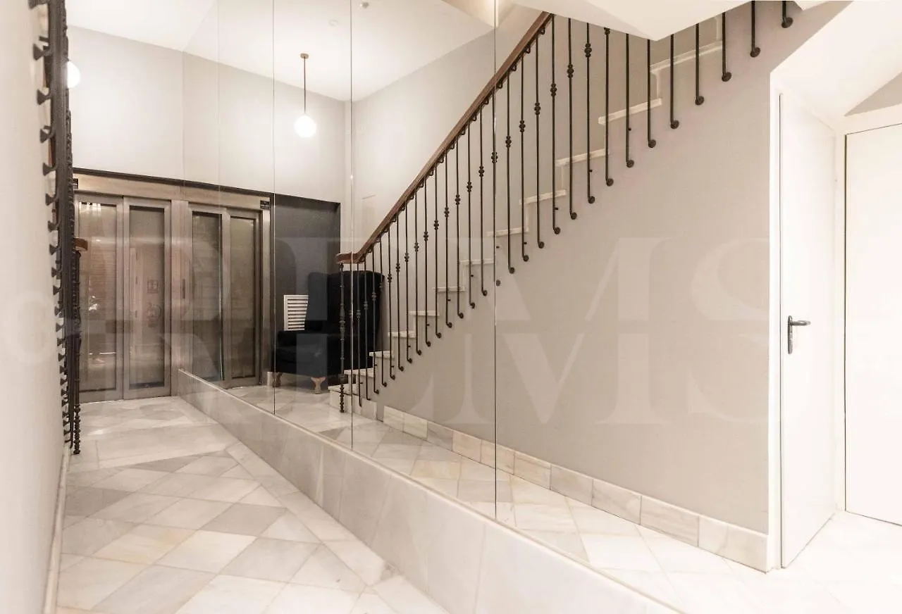 Superior Apartment In The Historic City Center By Rems Malaga